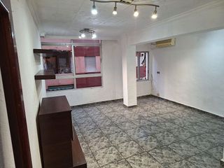 Piso en venta en Ciutat Fallera en Valencia