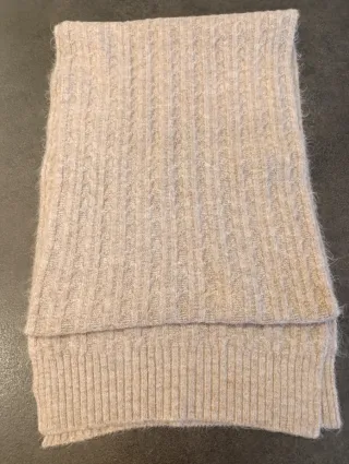 Set Sciarpa Cappello Guanti Beige