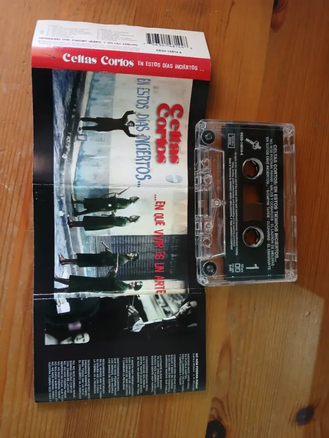 Cassette Celtas Cortos - En estos días inciertos..