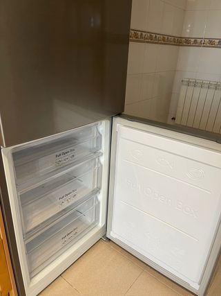Frigorífico Samsung plateado