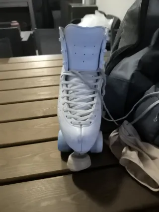 Patines de patinaje artístico blancos