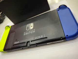Nintendo Switch V2 Azul/Amarillo
