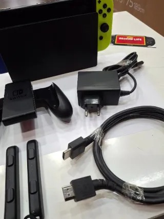 Nintendo Switch V2 Azul/Amarillo