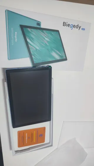 Tablet Biegedy Blu con Accessori