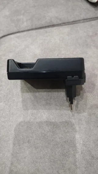 Caricabatterie Nikon MH-24