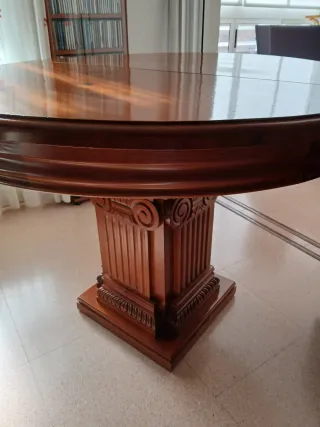 Mesa redonda extensible para salón comedor