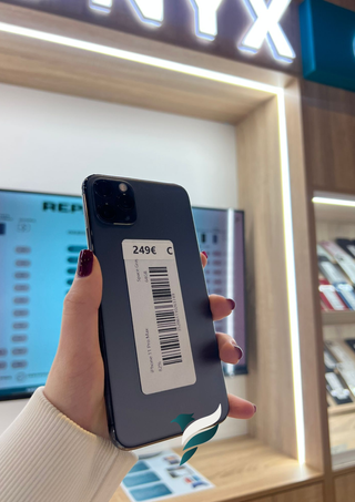 iPhone 11 Pro Max 64GB Space Gray