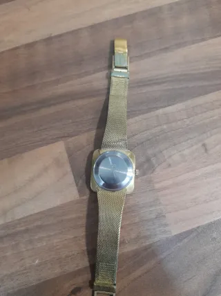 Reloj Rowi Acero Baño Oro