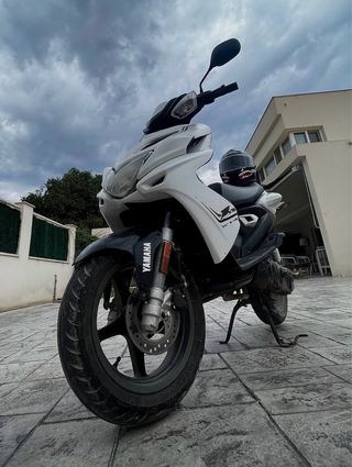 Yamaha Aerox 49cc Scooter