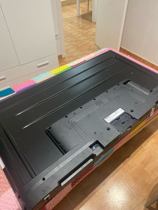 Daewoo 65 TV Pantalla Rota