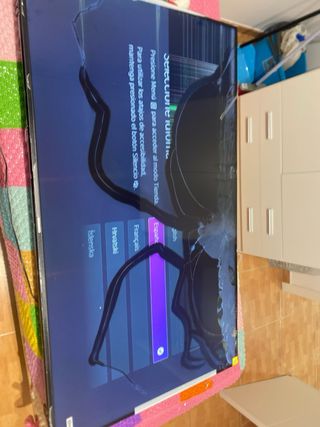 Daewoo 65 TV Pantalla Rota