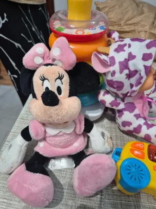 Lote Juguetes Bebé: Minnie, coche con musica y Aro
