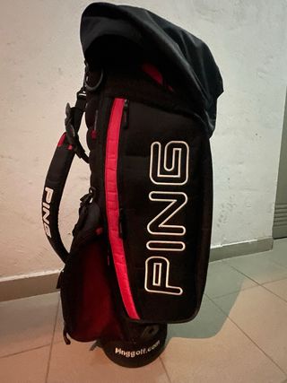 Bolsa de golf PING negra y roja