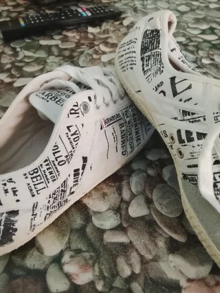 Zapatillas lona grises y crema