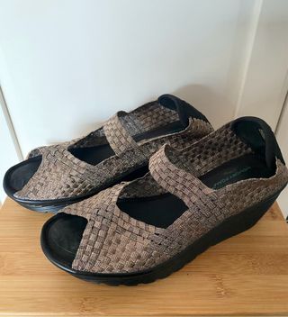 Sandalias cuña Skechers