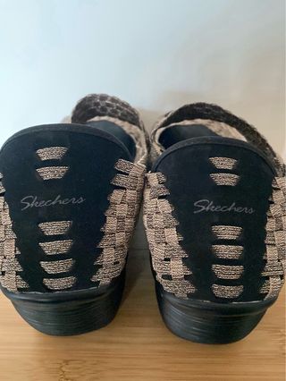 Sandalias cuña Skechers