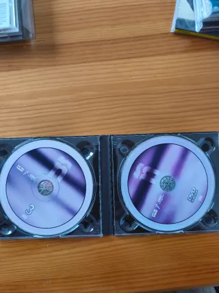 Los Éxitos del Año 3 CDs + DVD 2003