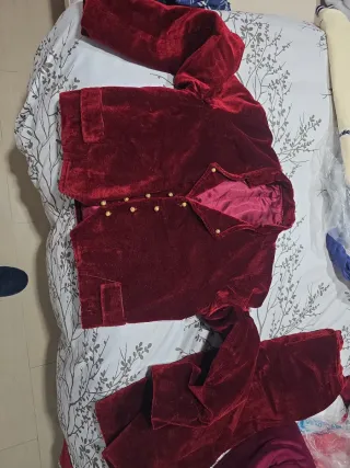 Traje fallero rojo terciopelo