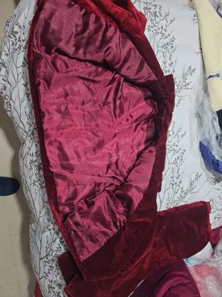 Traje fallero rojo terciopelo