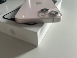 iPhone 13 Rosa – 128 GB – Impecable