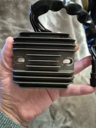 Regulador Voltaje Suzuki Moto