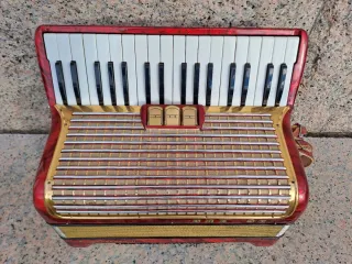 Acordeón Hohner Concerto II