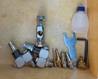 Compresor Dexter 24L 2.5 HP y piezas