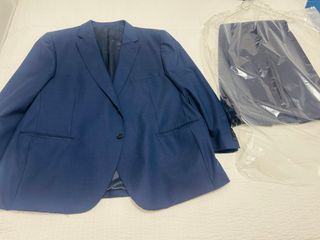 Traje completo blanco, una puesta