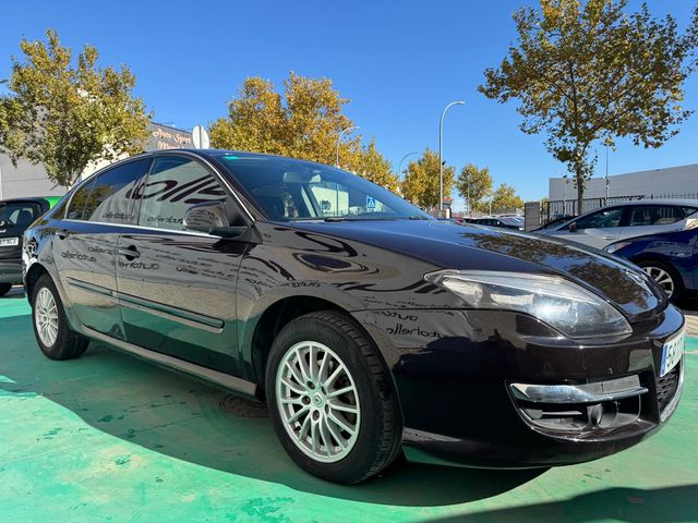 RENAULT Laguna Dynamique TomTom dCi 110 eco2