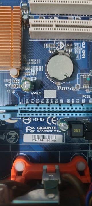 Placa Base Gigabyte GA-M61P-S3