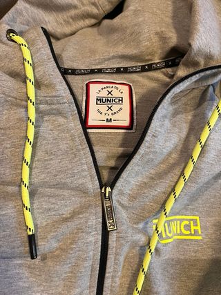 Chaqueta chándal Munich gris