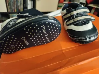 Lotto scarpe bimbo Winnie the Pooh