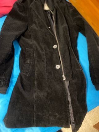 Chaqueta Jack&Jones de pana Negra muy elegante.