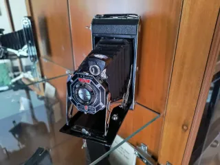 Antiche fotocamere 1900-1930