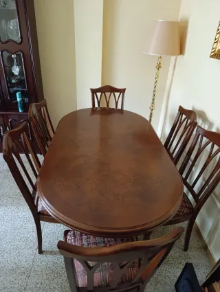Mesa de comedor y 6 sillas Extensible a 250cm