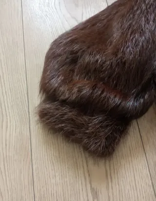 Abrigo de piel marrón