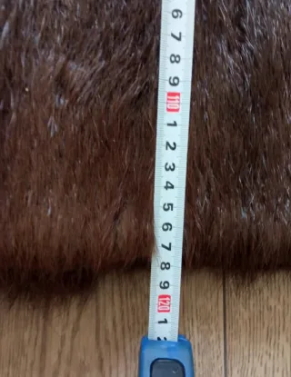 Abrigo de piel marrón