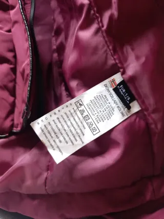 Parka granate Norway con capucha