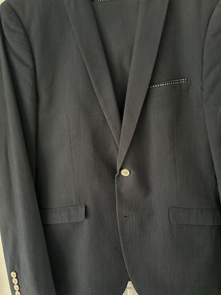 Traje de hombre gris