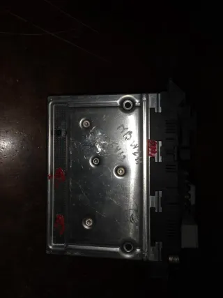 Caja Fusibles Mercedes W211