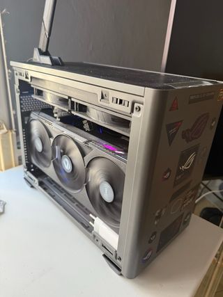 Mini PC RTX 5080, Ryzen 9 9900x, 32GB RAM