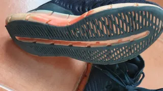 Zapatillas Reebok Negras y Naranjas