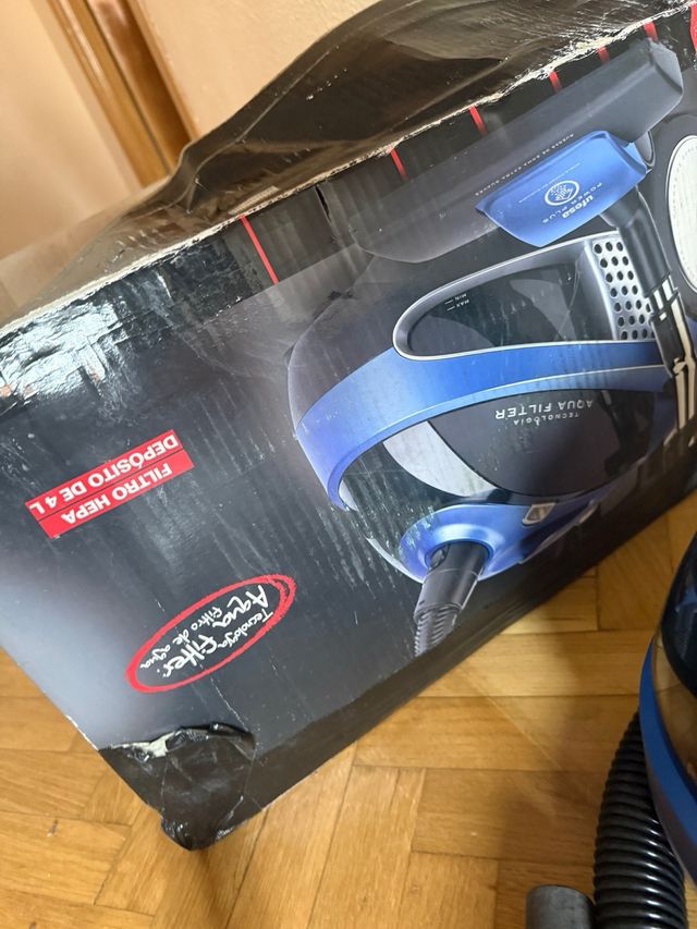 Aspirador Ufesa Aspiro con filtro de agua