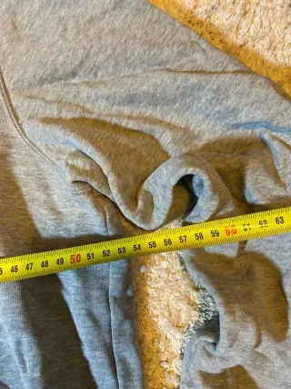 Sudadera Nike gris con cremallera Y2K