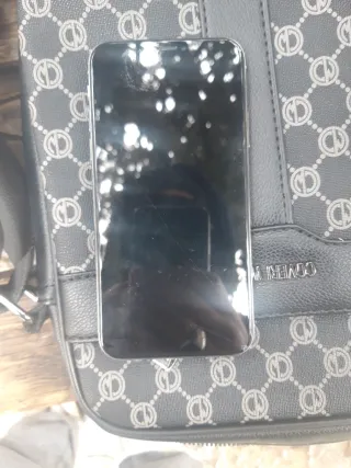 En buen estado su salid de la batería 90%