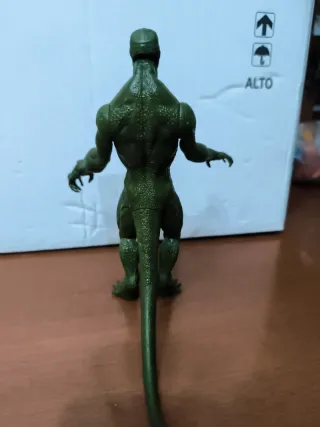 Action Figure Lizard