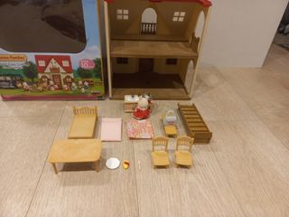 Sylvanian Families Casa Campo con Caja