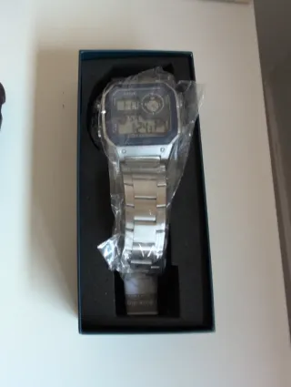 Reloj Lige Digital Plata y Azul