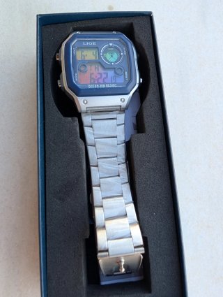 Reloj Lige Digital Plata y Azul( modificado)