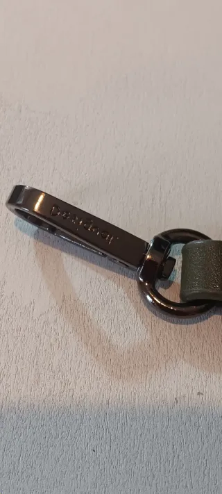 Monedero llavero Desigual verde oliva